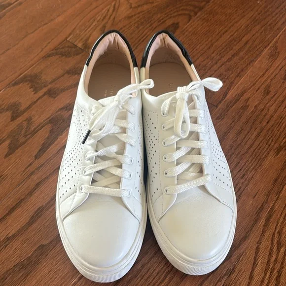 - NWT Kate spade sneaker - Picture 7 of 14